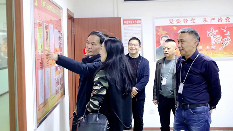 郴州高新區(qū)紀工委書記、監(jiān)工委主任曾雁走訪炬神電子