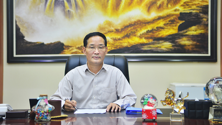 在2019全市開放強市暨湘南湘西承接產(chǎn)業(yè)轉移示范區(qū)建設推進大會的發(fā)言