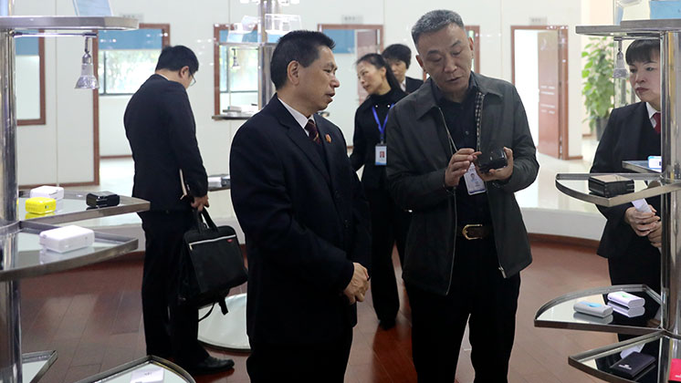 “送法進企業(yè)、服務自貿區(qū)”——市中級人民法院為炬神電子提供優(yōu)質司法服務